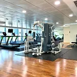 Next To Metro 1Bed With Panoramic Lake View