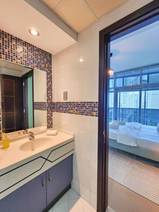 Next To Metro 1bed With Panoramic View Dubai