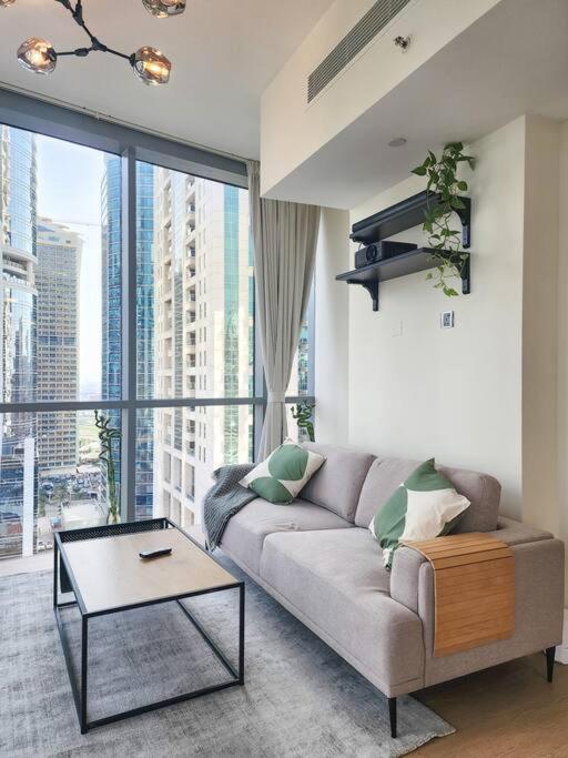 Next To Metro 1bed With Panoramic View Apartment Dubai